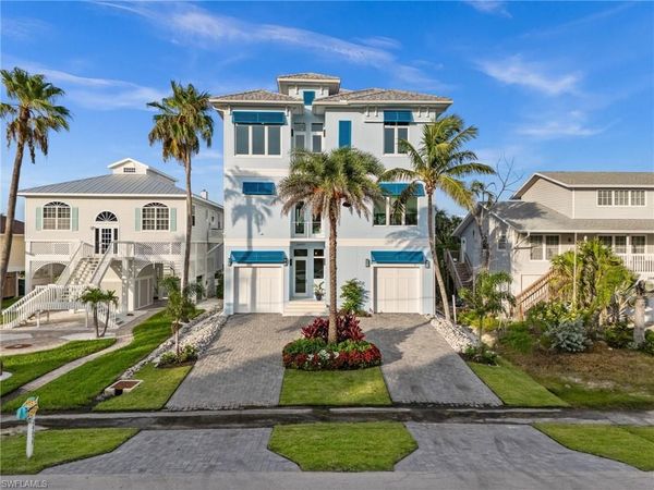 26659 Hickory BLVD, BONITA SPRINGS, FL 34134