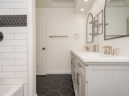 6990 Auburn Folsom Rd, Granite Bay, CA 95746 Photo