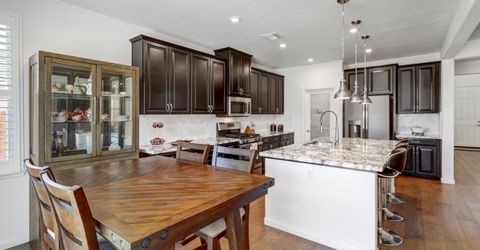 308 Winthrop Ct, Roseville, CA 95747 Photo