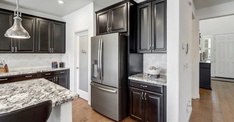 308 Winthrop Ct, Roseville, CA 95747 Photo