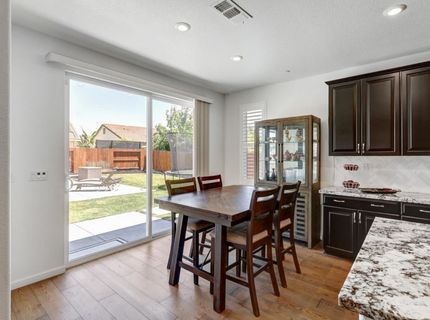 308 Winthrop Ct, Roseville, CA 95747 Photo