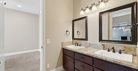 10717 Goldsborough Cir, Oakdale, CA 95361 Photo