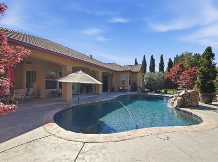 10717 Goldsborough Cir, Oakdale, CA 95361 Photo