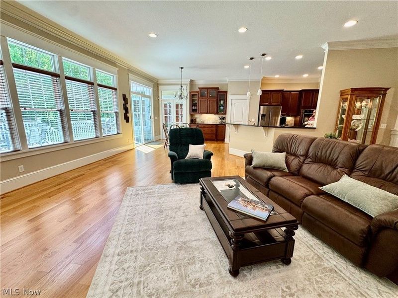 11101 E Washington Street, Chagrin Falls, OH 44023 Photo 10
