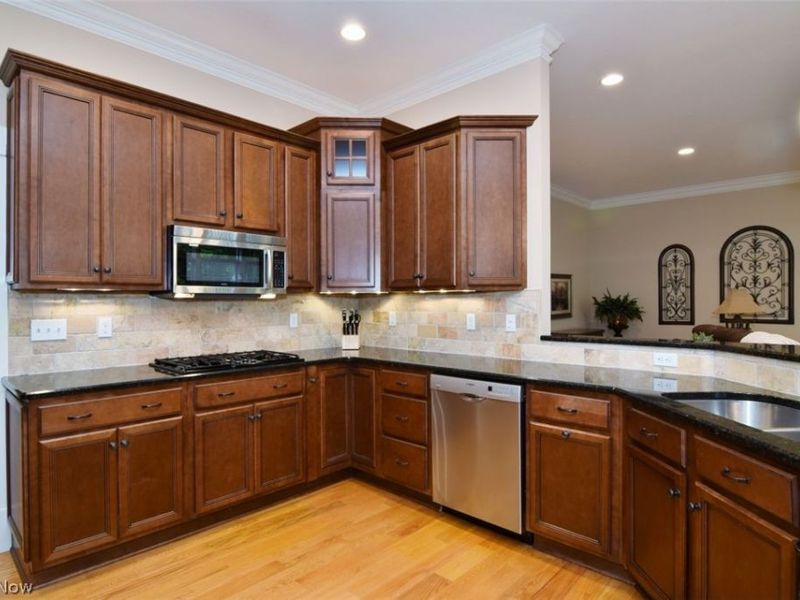 11101 E Washington Street, Chagrin Falls, OH 44023 Photo 14
