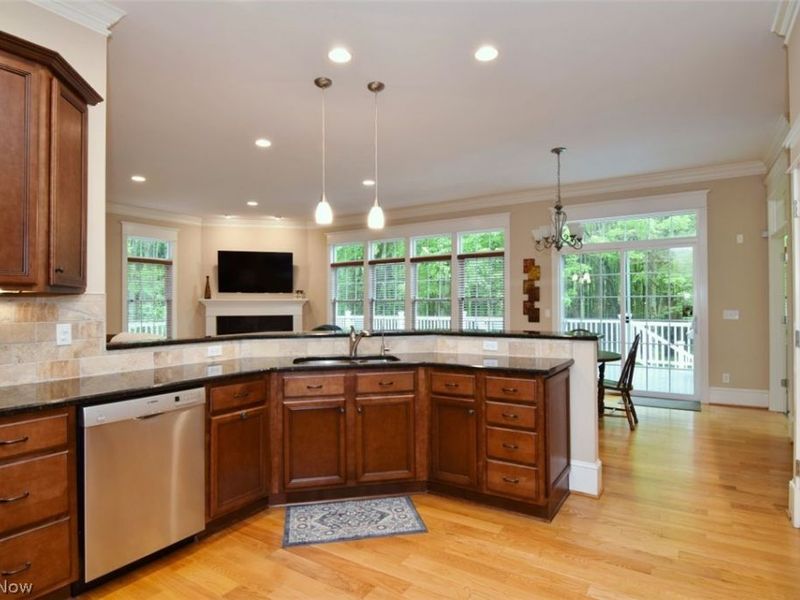 11101 E Washington Street, Chagrin Falls, OH 44023 Photo 15