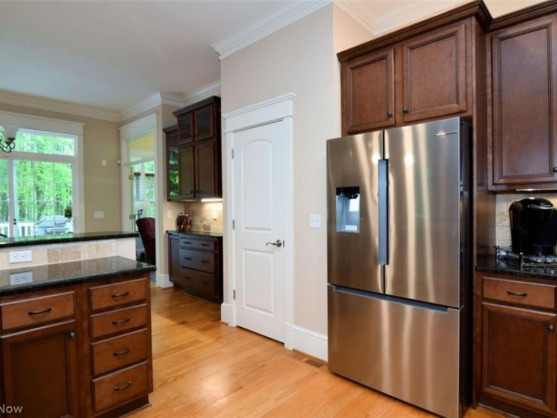 11101 E Washington Street, Chagrin Falls, OH 44023 Photo 16