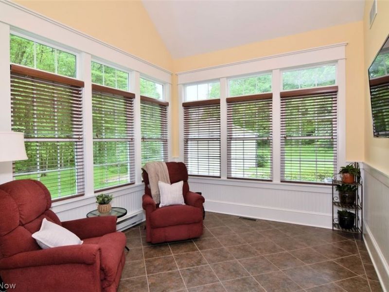 11101 E Washington Street, Chagrin Falls, OH 44023 Photo 18