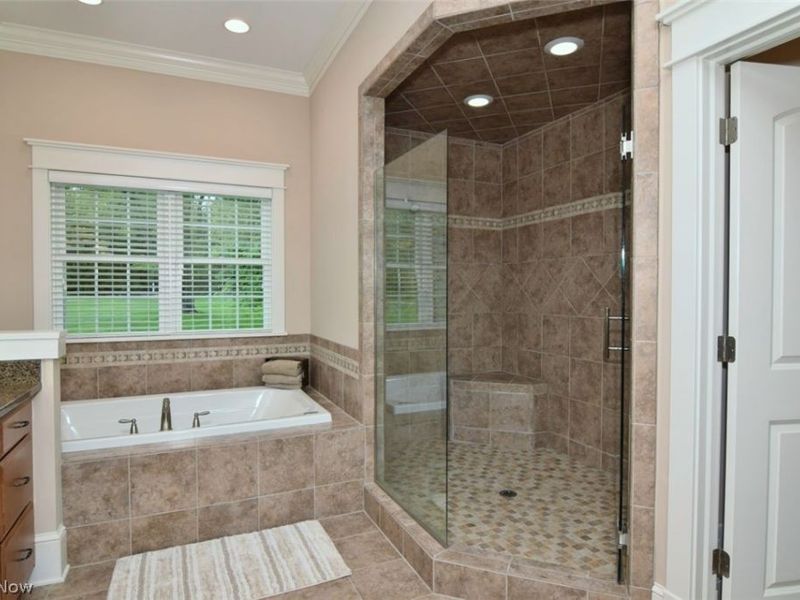 11101 E Washington Street, Chagrin Falls, OH 44023 Photo 25