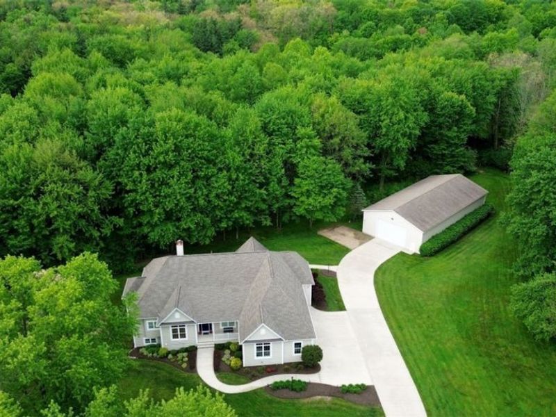 11101 E Washington Street, Chagrin Falls, OH 44023 Photo 47