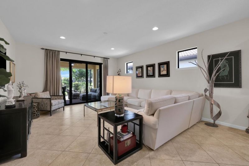 5040 Pendelton Square, Vero Beach, FL 32967 Photo