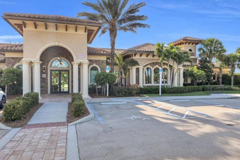 5040 Pendelton Square, Vero Beach, FL 32967 Photo