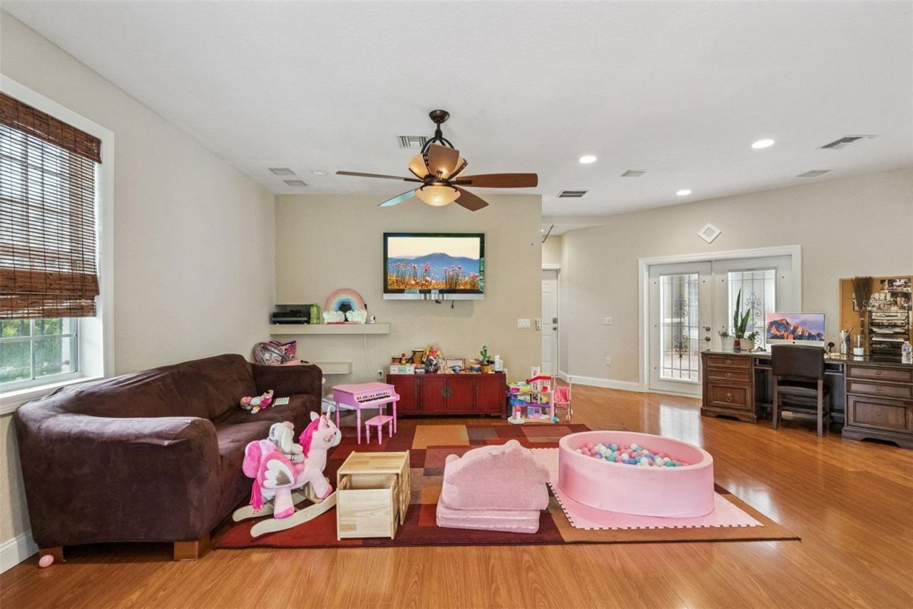 5825 Lake Lizzie Drive, Saint Cloud, FL 34771 Photo