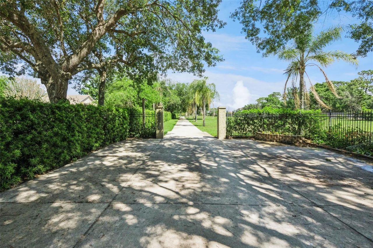 5825 Lake Lizzie Drive, Saint Cloud, FL 34771 Photo