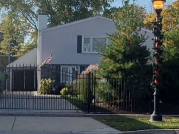 8211 W Grand Avenue , River Grove, IL 60171