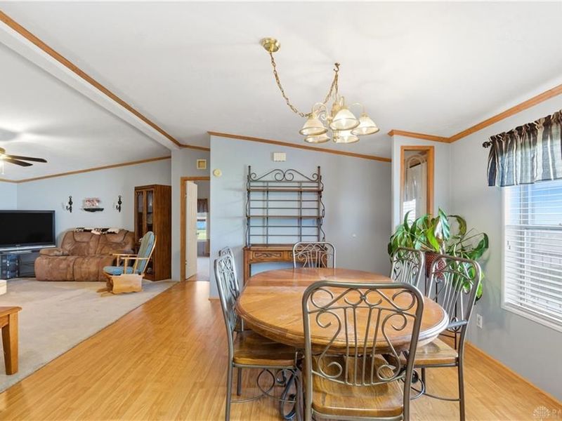137 South Point Drive, Fairborn, OH 45324 Photo 6