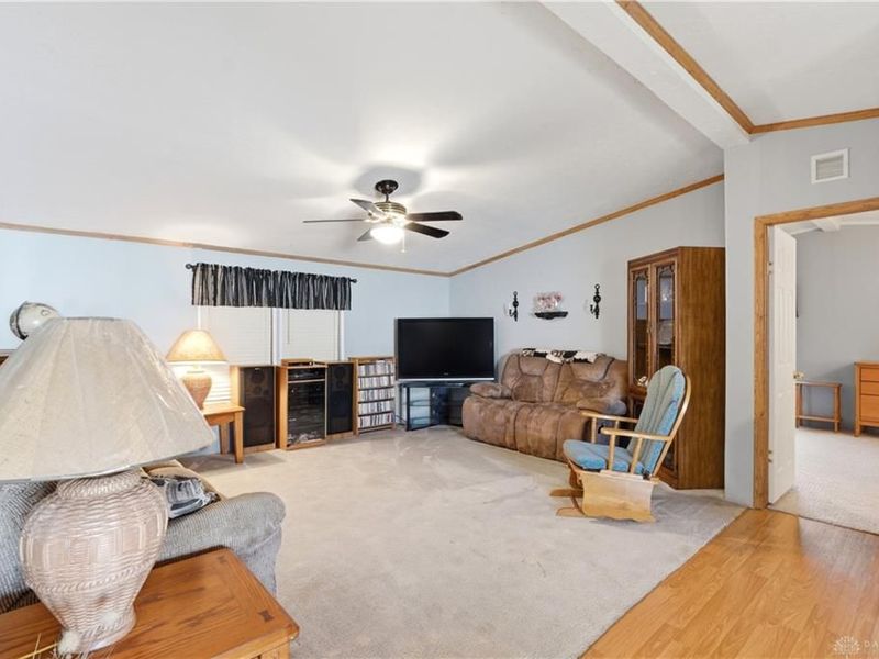 137 South Point Drive, Fairborn, OH 45324 Photo 7