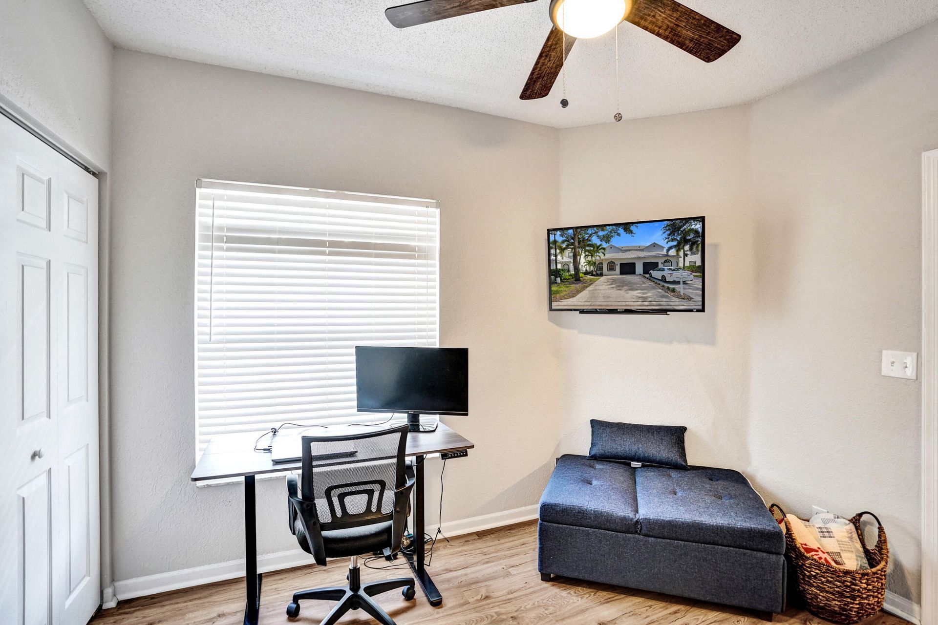 10694 Pelican Drive, Wellington, FL 33414 Photo