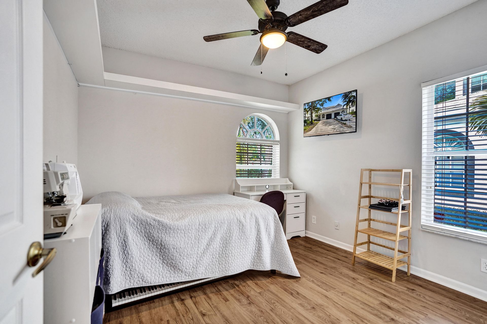 10694 Pelican Drive, Wellington, FL 33414 Photo