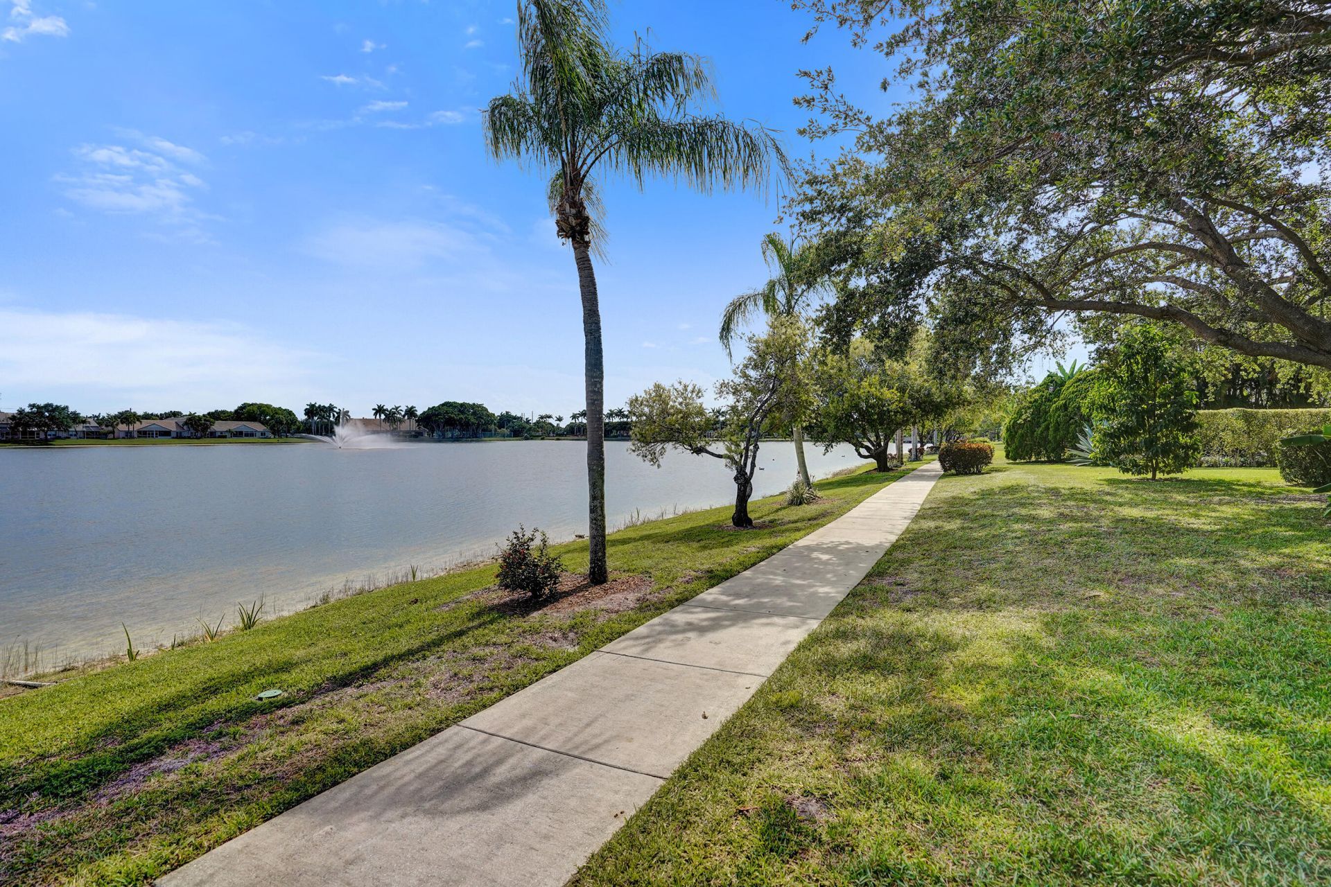 10694 Pelican Drive, Wellington, FL 33414 Photo