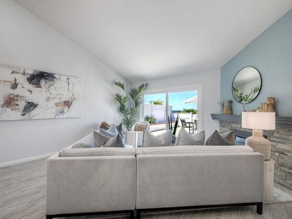 7593 Dehesa Court, Carlsbad, CA 92009