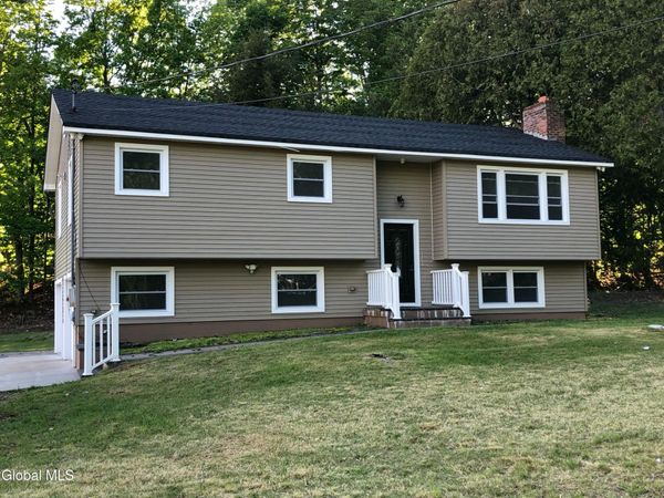 513 Canada Street, Lake George, NY 12845