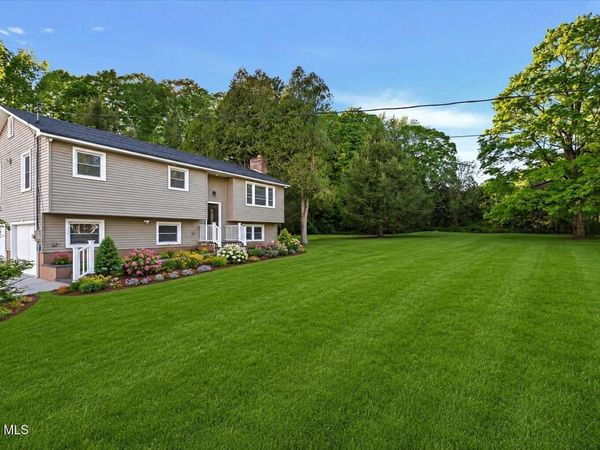 513 Canada Street, Lake George, NY 12845