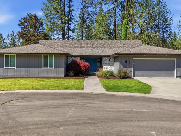 1424 W Bellwood Dr, Spokane, WA 99218