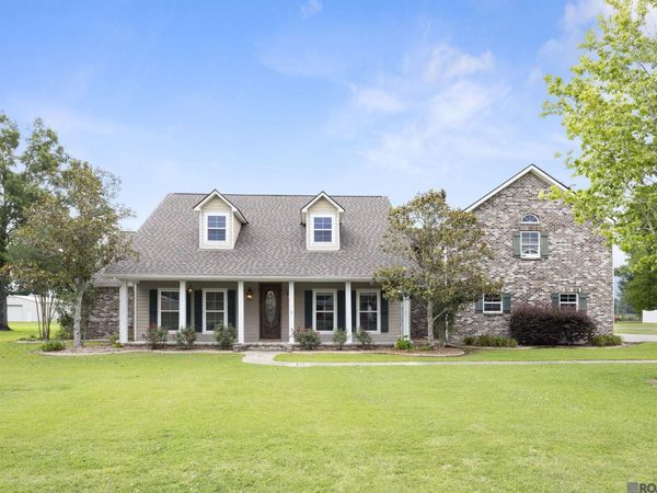 23475 Kirtley Dr, Plaquemine, LA 70764
