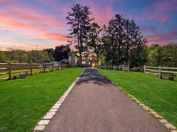 525 Hope-Blairstown Rd, Hope, NJ 07825