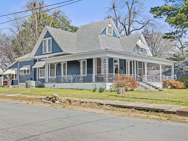 610 W Center Avenue, Searcy, AR 72143