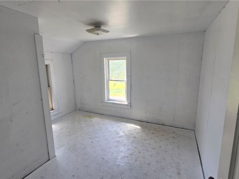 4729 Prospect Street E, Mantua, OH 44255 Photo 5