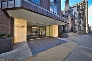 2018 32 Walnut Street, Unit 11K, Philadelphia, PA 19103 Main Photo