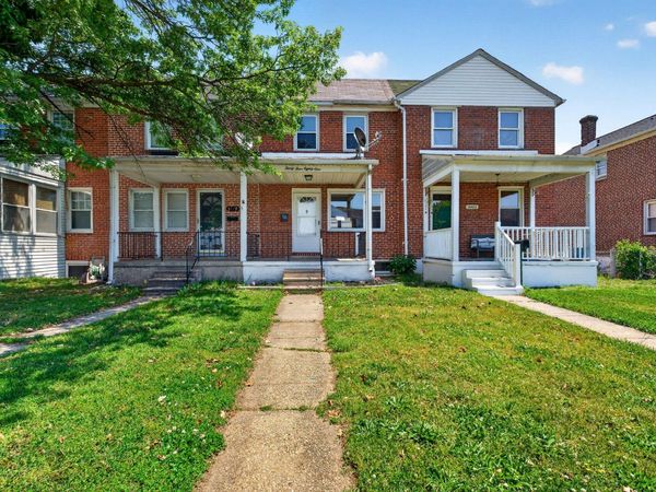 3481 MCSHANE WAY , DUNDALK, MD 21222