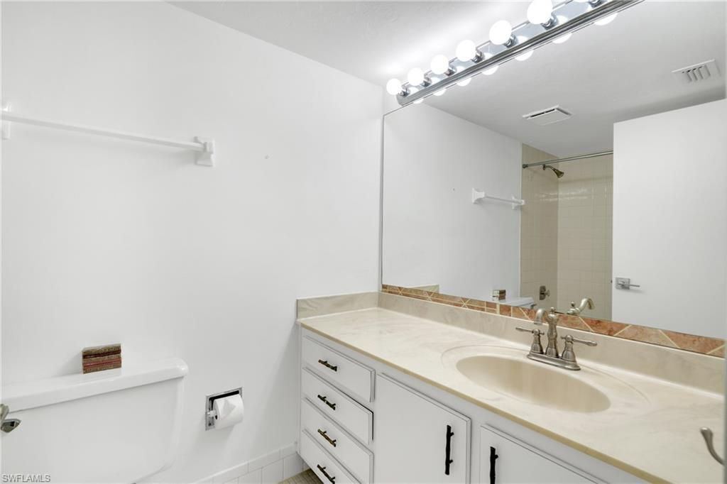910 Vanderbilt Beach Rd , Unit 315, Naples, FL 34108 Photo