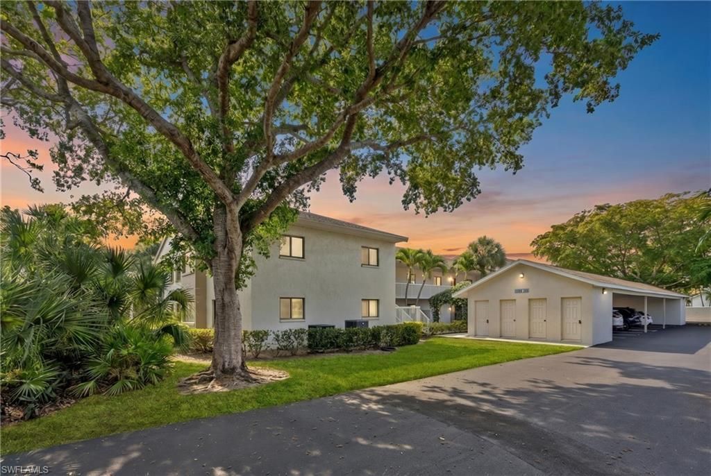 910 Vanderbilt Beach Rd , Unit 315, Naples, FL 34108 Photo