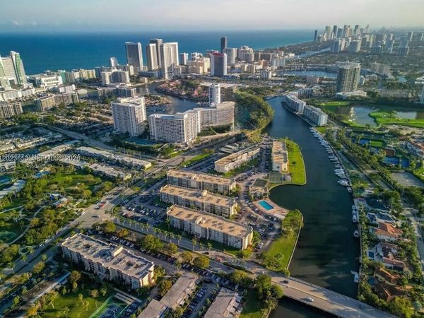 601 Three Islands Blv, Unit 205, Hallandale Beach, FL 33009