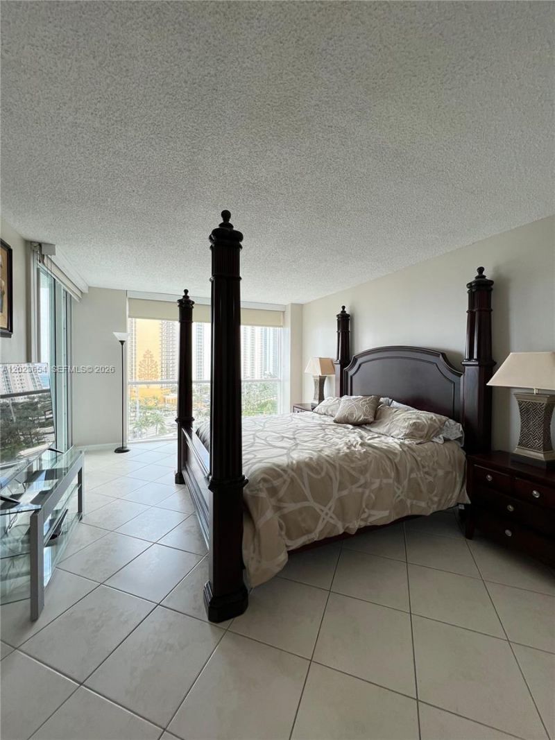 16400 Collins Ave, Unit 1242, Sunny Isles Beach, FL 33160 Photo
