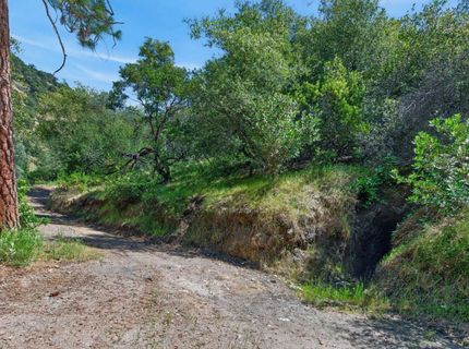 7570 Airola Rd, Vallecito, CA 95251 Photo
