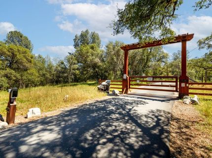 7570 Airola Rd, Vallecito, CA 95251 Photo