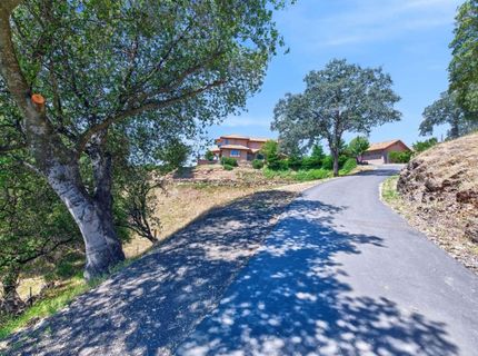 7570 Airola Rd, Vallecito, CA 95251 Photo