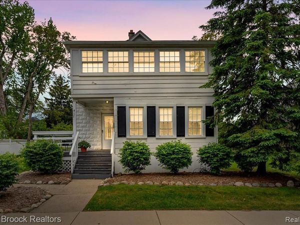 417 W Lincoln Avenue, Royal Oak, MI 48067