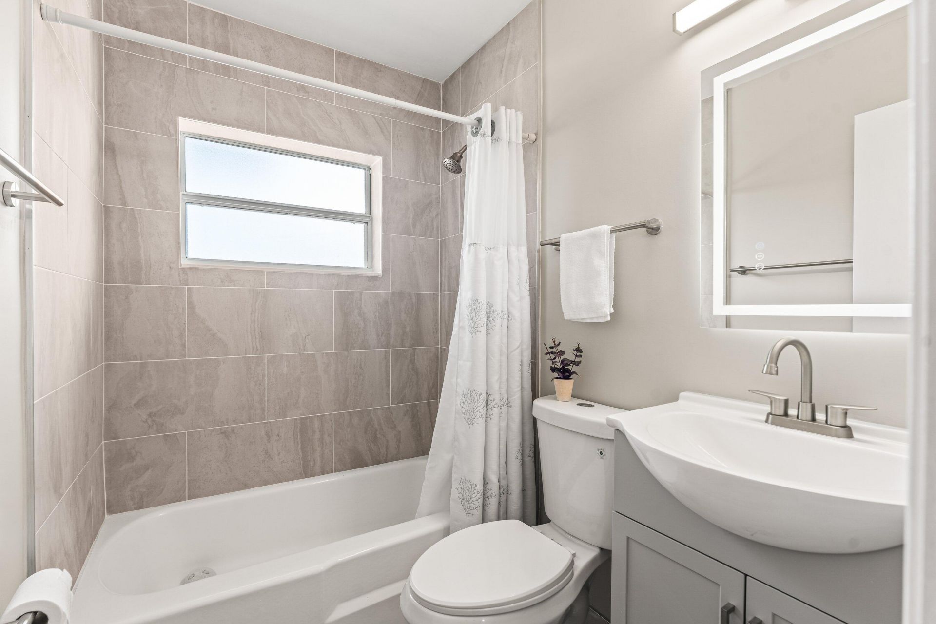 3364 Grove Road, Palm Beach Gardens, FL 33410 Photo
