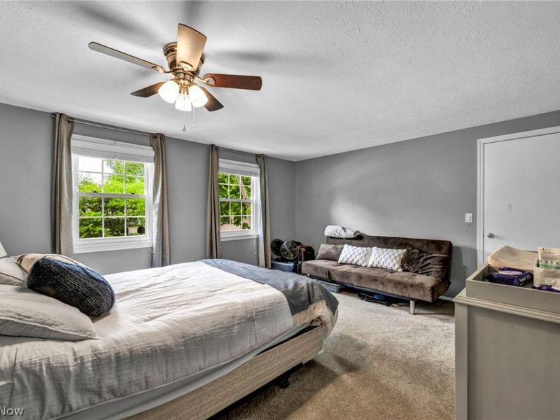 16561 N White Oaks Drive, Strongsville, OH 44136 Photo 27