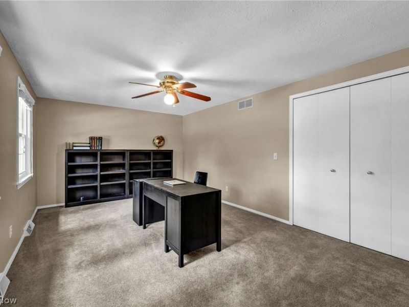 16561 N White Oaks Drive, Strongsville, OH 44136 Photo 33