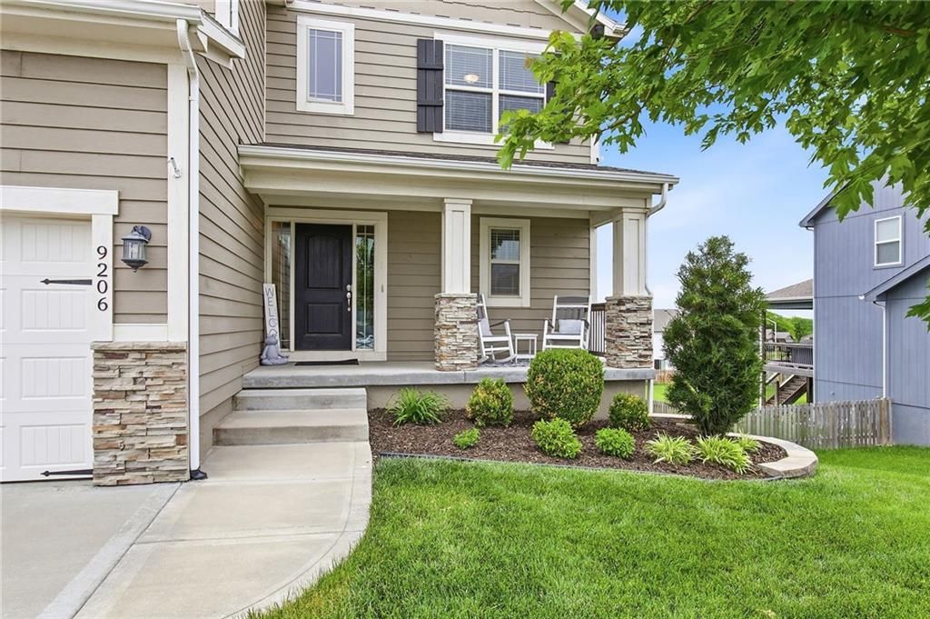 9206 NE 111th Place, Kansas City, MO 64157 Main Photo