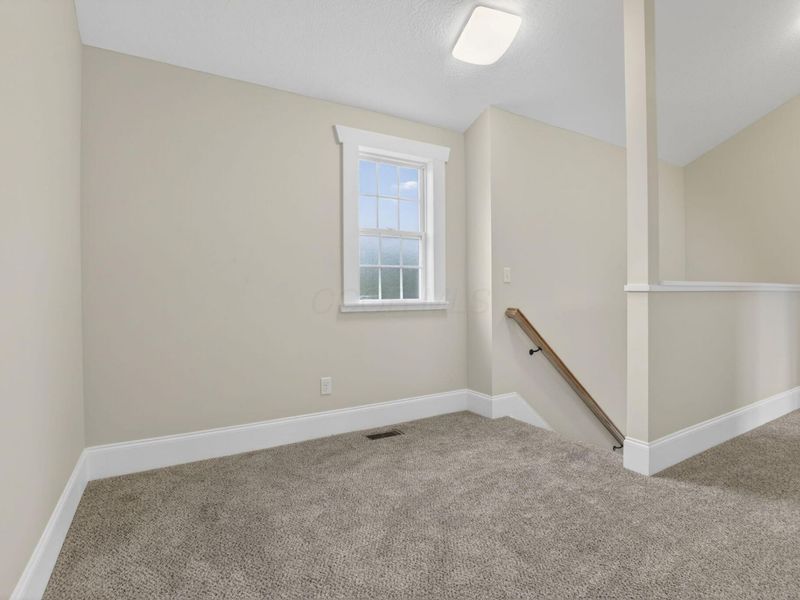 577 S Napoleon Avenue, Columbus, OH 43213 Photo 27