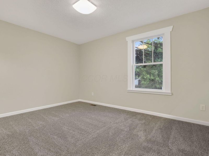 577 S Napoleon Avenue, Columbus, OH 43213 Photo 38