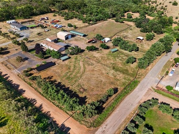 7637 Citrus Avenue, Oroville, CA 95966