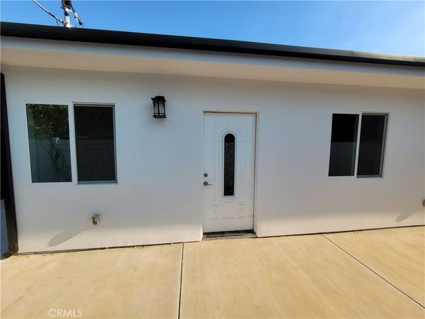 8004 Shirley Avenue, Reseda, CA 91335